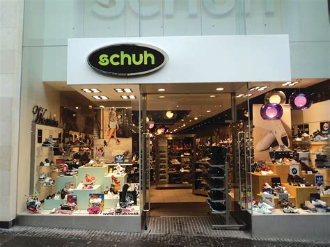 Schuh Clothes Policy .